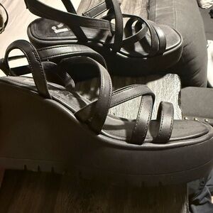 Report Black Strappy Platform Wedge Sandals